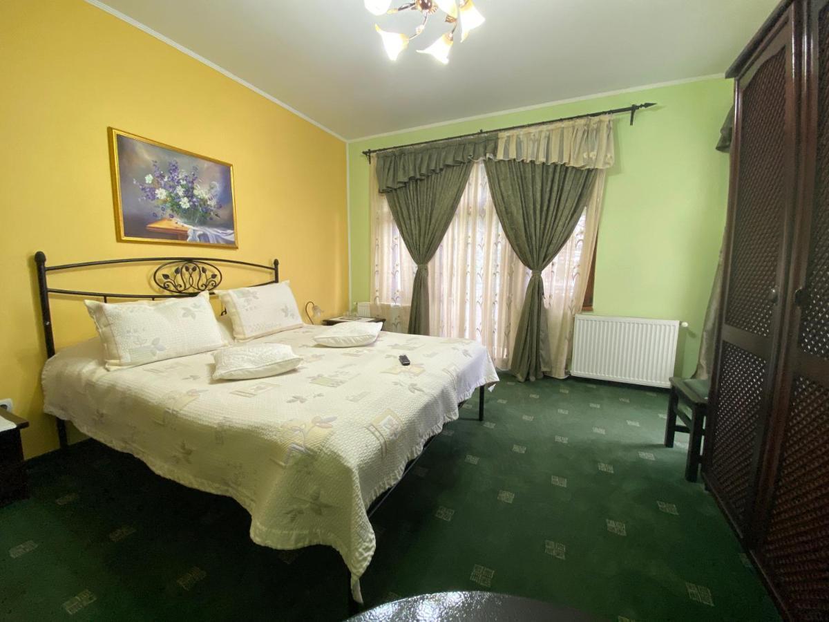 Pensiunea Crocus - Sauna & Billiard Poiana Brașov Zewnętrze zdjęcie
