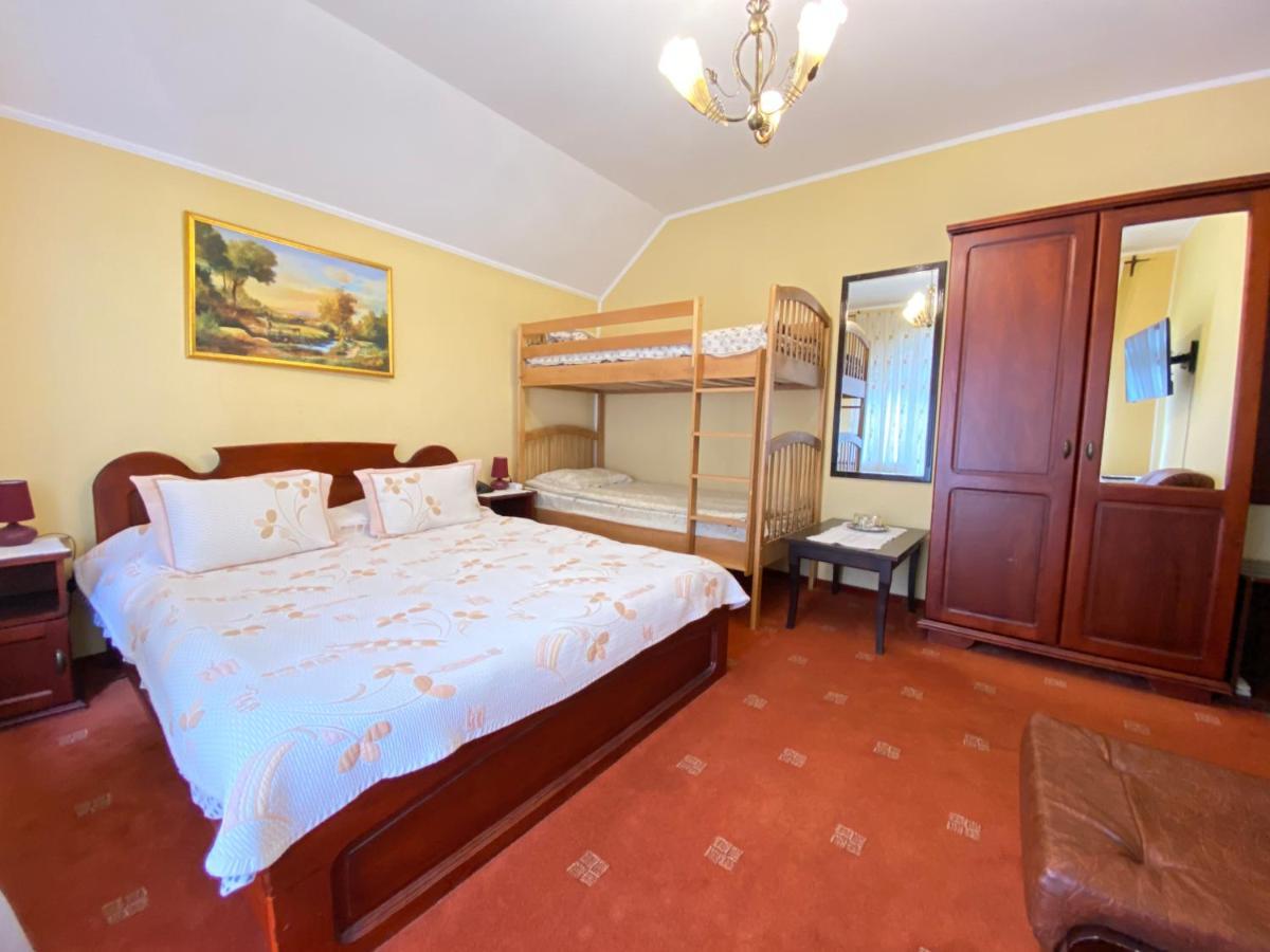 Pensiunea Crocus - Sauna & Billiard Poiana Brașov Zewnętrze zdjęcie