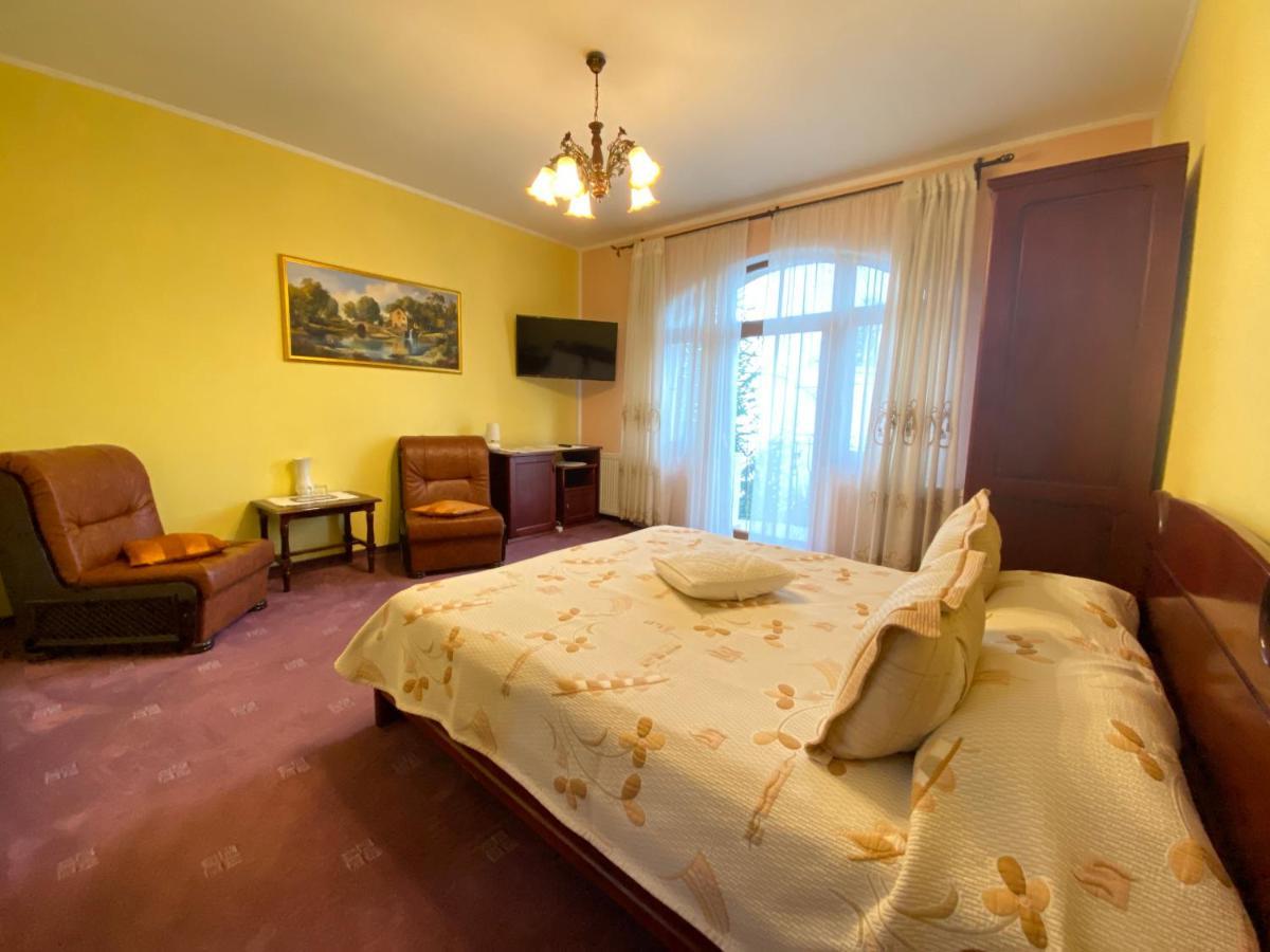 Pensiunea Crocus - Sauna & Billiard Poiana Brașov Zewnętrze zdjęcie
