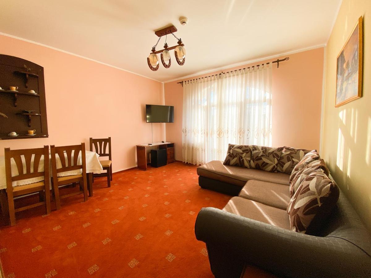 Pensiunea Crocus - Sauna & Billiard Poiana Brașov Zewnętrze zdjęcie