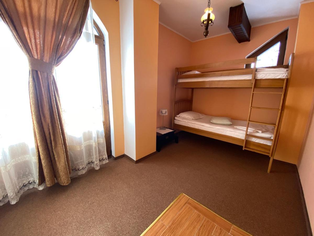Pensiunea Crocus - Sauna & Billiard Poiana Brașov Zewnętrze zdjęcie