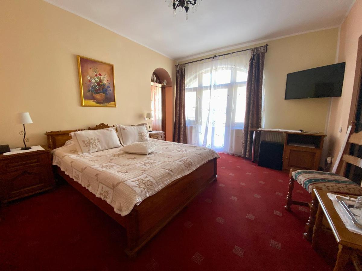 Pensiunea Crocus - Sauna & Billiard Poiana Brașov Zewnętrze zdjęcie