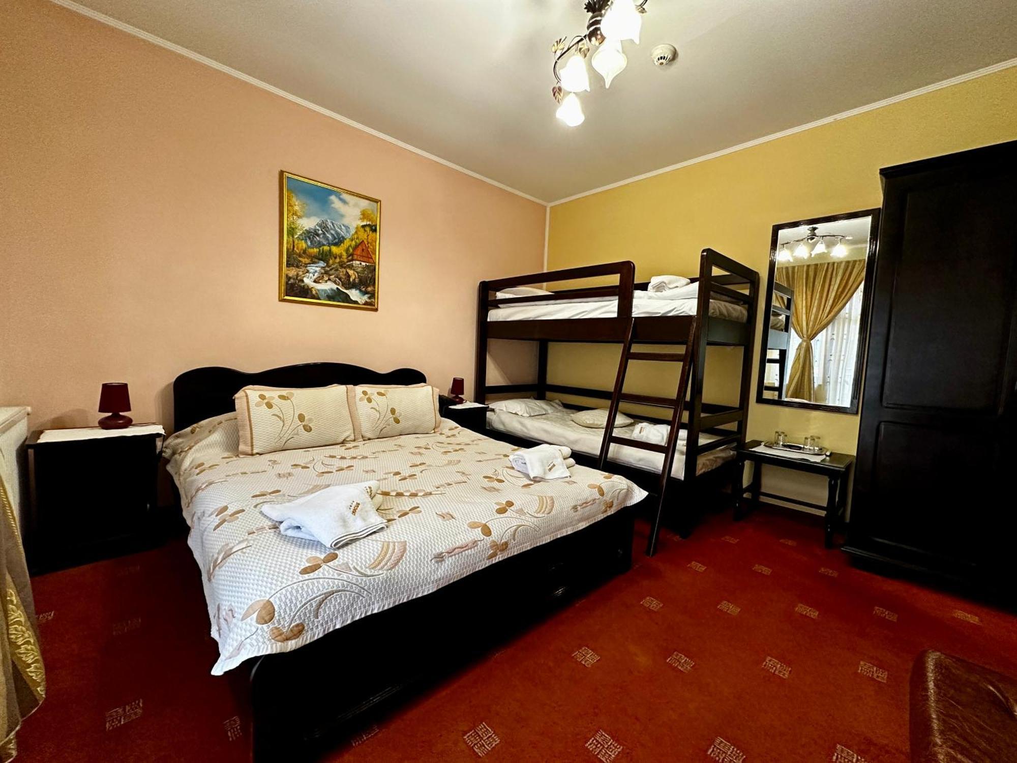 Pensiunea Crocus - Sauna & Billiard Poiana Brașov Zewnętrze zdjęcie