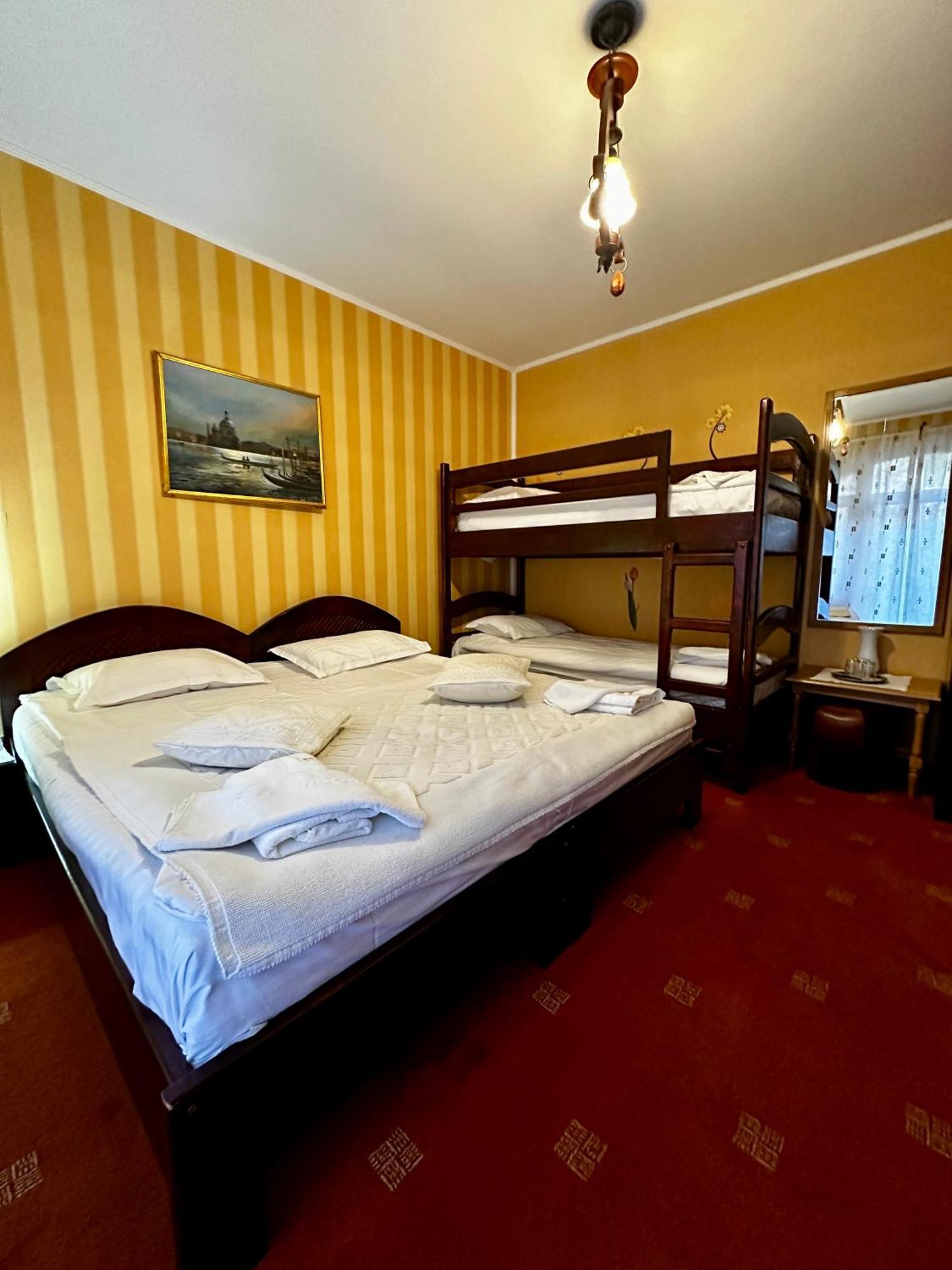 Pensiunea Crocus - Sauna & Billiard Poiana Brașov Zewnętrze zdjęcie